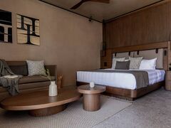 プノエ ブリージング ライフ (アダルツ オンリー) 写真