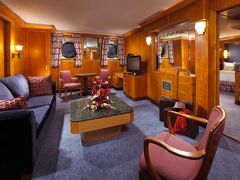 ザ クイーン メリー ホテル 写真