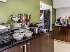 スリープ イン アット グリーヴィル コンベンション センター 写真