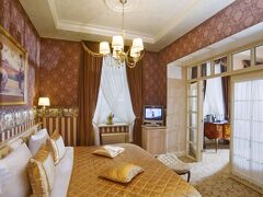 インペリアル ホテル & レストラン 写真