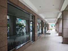 イースト ドラゴン ホテル 写真