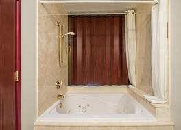 スーパー 8 バイ ウィンダム ウォータールー 写真