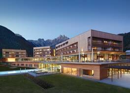 アヤ ベルグリゾート ヴェルフェンヴェング 写真