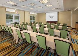 フェアフィールド イン & スイーツ バイ マリオット クリーブランド 写真