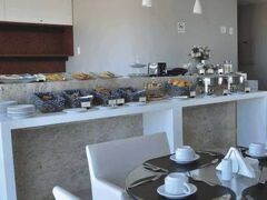 サン モリッツ エイチプラス エクスプレス 写真