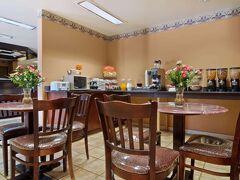 マイクロテル イン & スイーツ バイ ウィンダム クラークスビル 写真