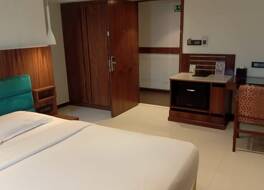 クラブ エメラルド 写真