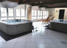 Grand Hôtel "Château de Sully" - Piscine & Spa -Teritoria 写真