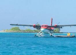 Pine Lodge Maldives 写真