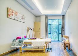 ジウシュー リゾーツ ザ フォレスツ シークレット (玖樹森林的秘密主題度仮村)