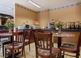 マイクロテル イン & スイーツ バイ ウィンダム クラークスビル 写真