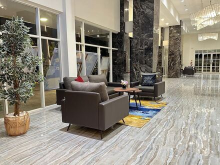 ディプリマホテルジェムルサリスラバヤ 写真