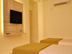 ホテル アルカ レジデンシー 写真