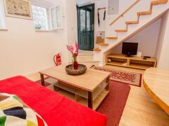 Apartment Sorta 写真