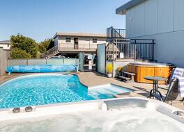 レイク タウポ モーター イン 写真