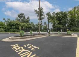 ベスト ウェスタン フリーモント/アンゴラ I-80/90 トールロード