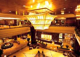 ゾンウェイ グリーン レーク ホテル クンミン 写真