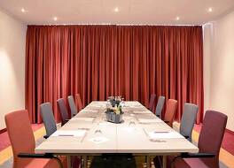 メルキュール ホテル シュトゥットガルト エアポート メッセ 写真