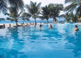 ソマ マナルティーラム アーユルヴェーダ ビーチ 写真