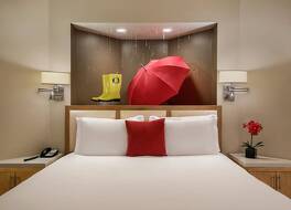 イン アット ザ フィフス 写真