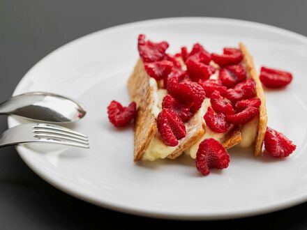 インペリアル ライディング スクール オートグラフ コレクション 写真