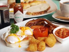 ザ クォーター サラデーン バイ UHG 写真