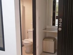 アット ホワイト パトン 写真