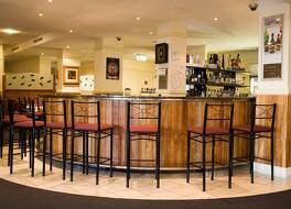 Redearth Hotel 写真