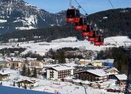 シュポルトホテル フォンタナ 写真