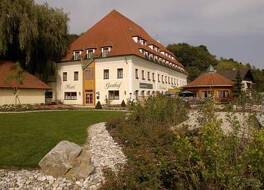 ベスト ウエスタン ランドホテル ヴァッハウ