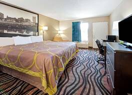 スーパー 8 バイ ウィンダム レイクランド 写真