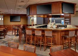 ダブルツリー バイ ヒルトン デトロイト ディアボーン 写真