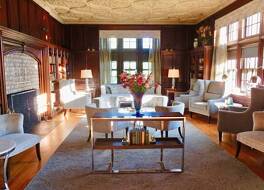 キャッスル ヒル リゾート アンド スパ