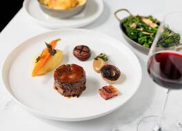 Pine Trees Hotel Pitlochry 写真