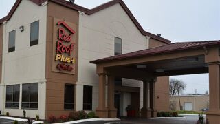 Red Roof PLUS+ & Suites Chattanooga - Downtown
