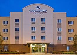 キャンドルウッド スイーツ インディアナポリス ノースウェスト by IHG 写真