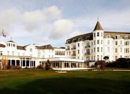 ロイヤル バース ホテル 写真