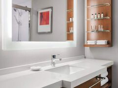 デルタ ホテルズ バイ マリオット インディアナポリス エアポート 写真