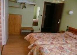 Brit Hotel du Parc Niort Centre-Parking gratuit 写真