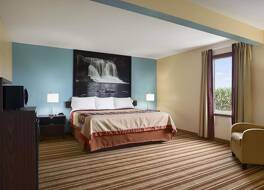 スーパー 8 バイ ウィンダム マトゥーン 写真