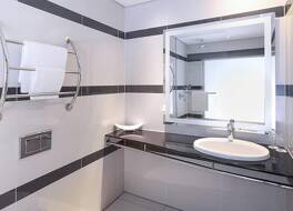 ガーデン コート ビクトリア ジャンクション 写真