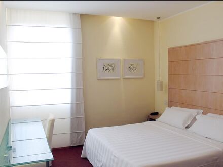 ビーアンドビー ホテル ファースト 写真