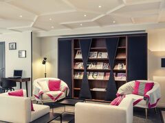 メルキュール パリ アーク ドゥ トリオンフ ワグラム ホテル 写真