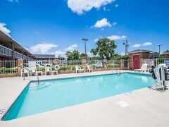 ロードウェイ イン エクスポ センター 写真