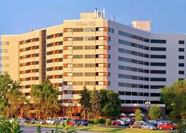 Hilton Chicago/Oak Brook Suites 写真