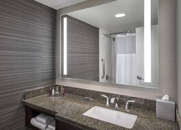 ニューアーク リバティー インターナショナル エアポート マリオット 写真