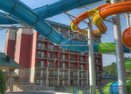 カントリー カスケーズ ウォーターパーク リゾート 写真