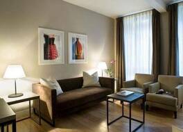 エスカルス ラグジュアリー スイーツ ヴェローナ アパートホテル 写真