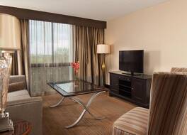 エンバシー スイーツ バイ ヒルトン ナッシュビル エアポート 写真