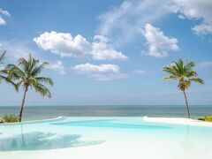 Zanbluu Beach Hotel 写真